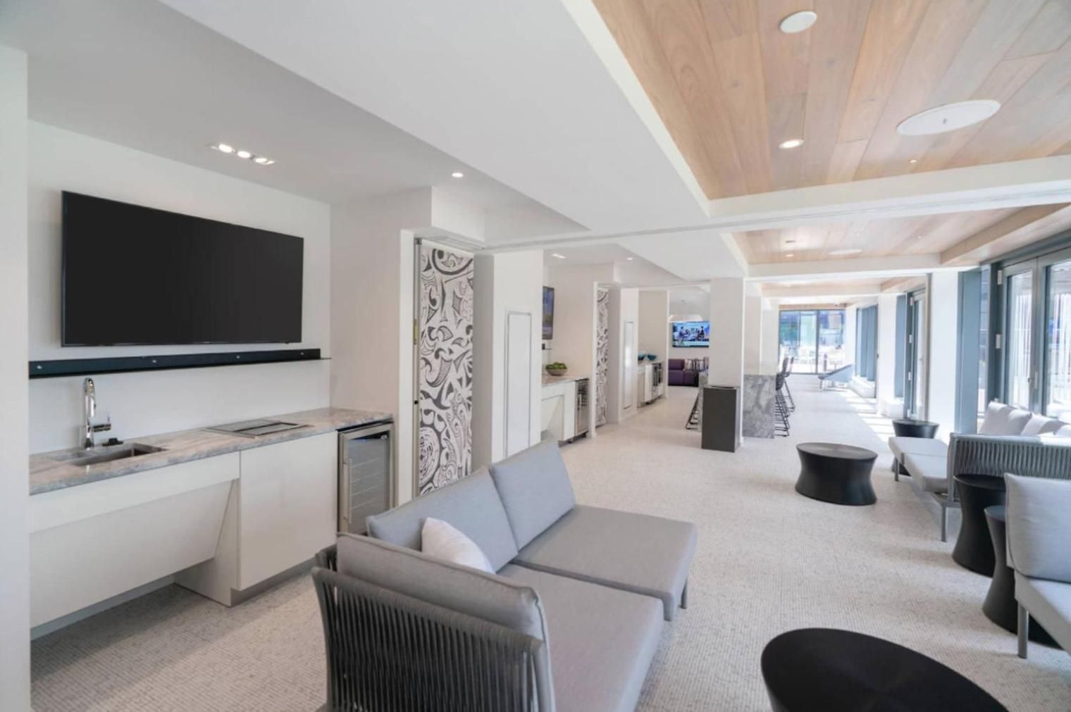 South End 1br W Rooftop Gym Nr Restaurants Bos-865 Boston