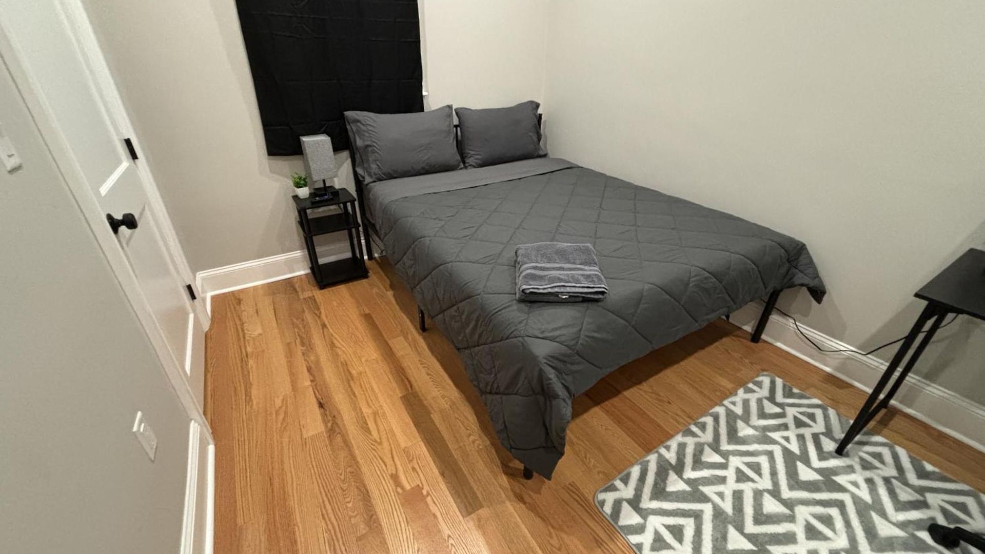 - - Near Savin Hill - Jfk-umass * Boston
