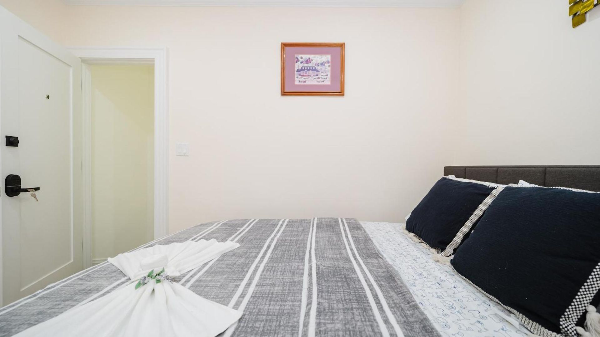 Apartment 76 Carruth - 4br Cozy And Lovely Boston