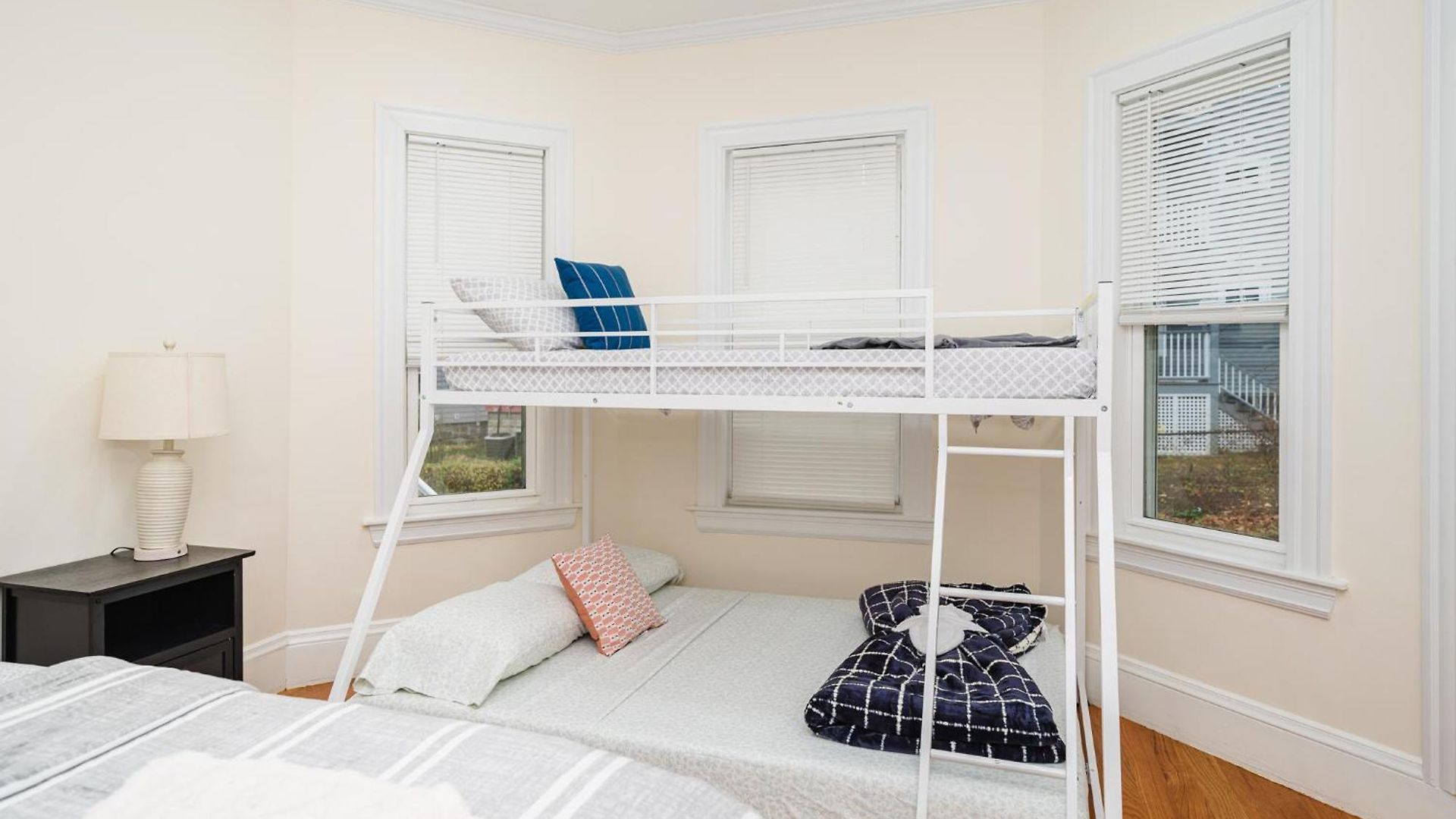 76 Carruth - 4br Cozy And Lovely