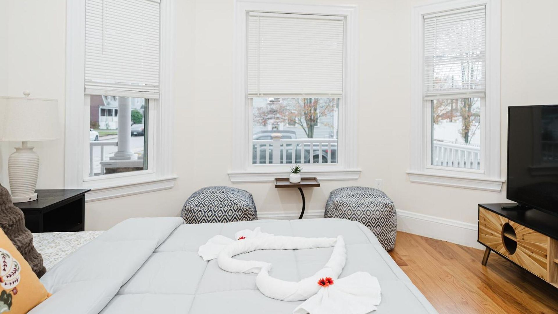 76 Carruth - 4br Cozy And Lovely Apartment