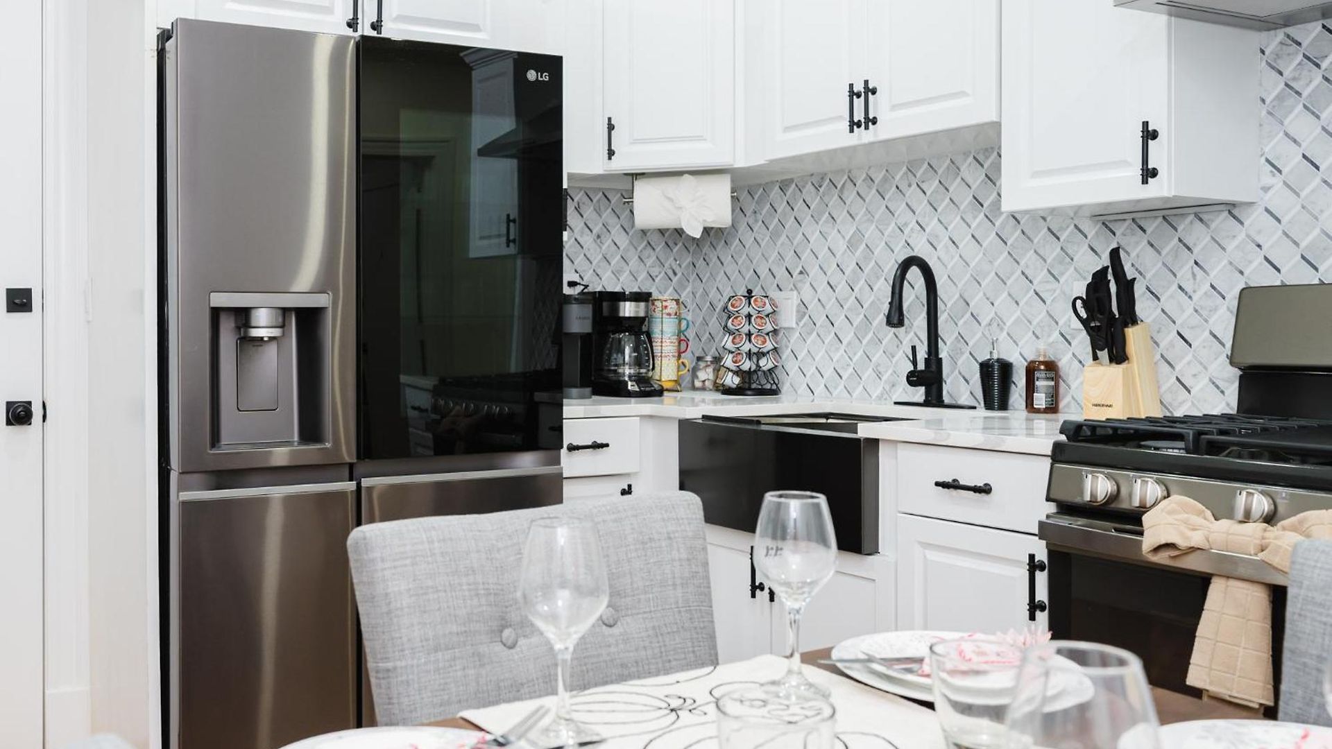 Apartment 76 Carruth - 4br Cozy And Lovely Boston