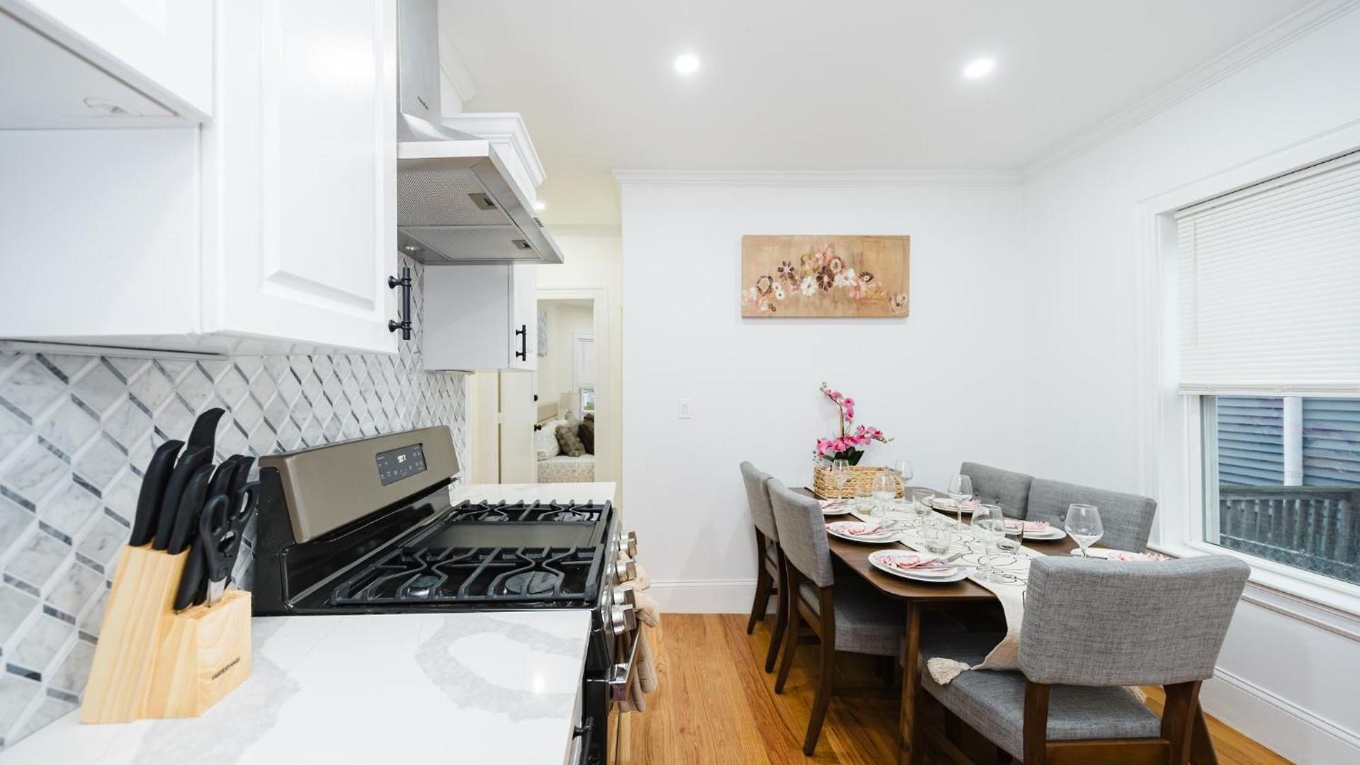Apartment 76 Carruth - 4br Cozy And Lovely Boston