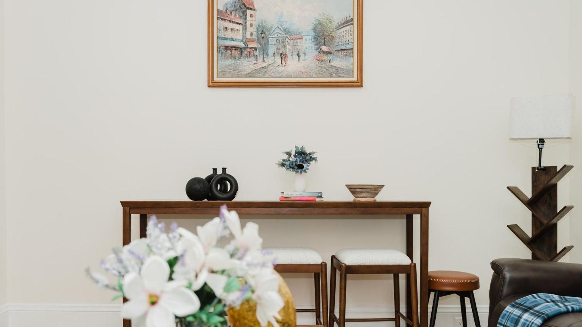 Apartment 76 Carruth - 4br Cozy And Lovely *