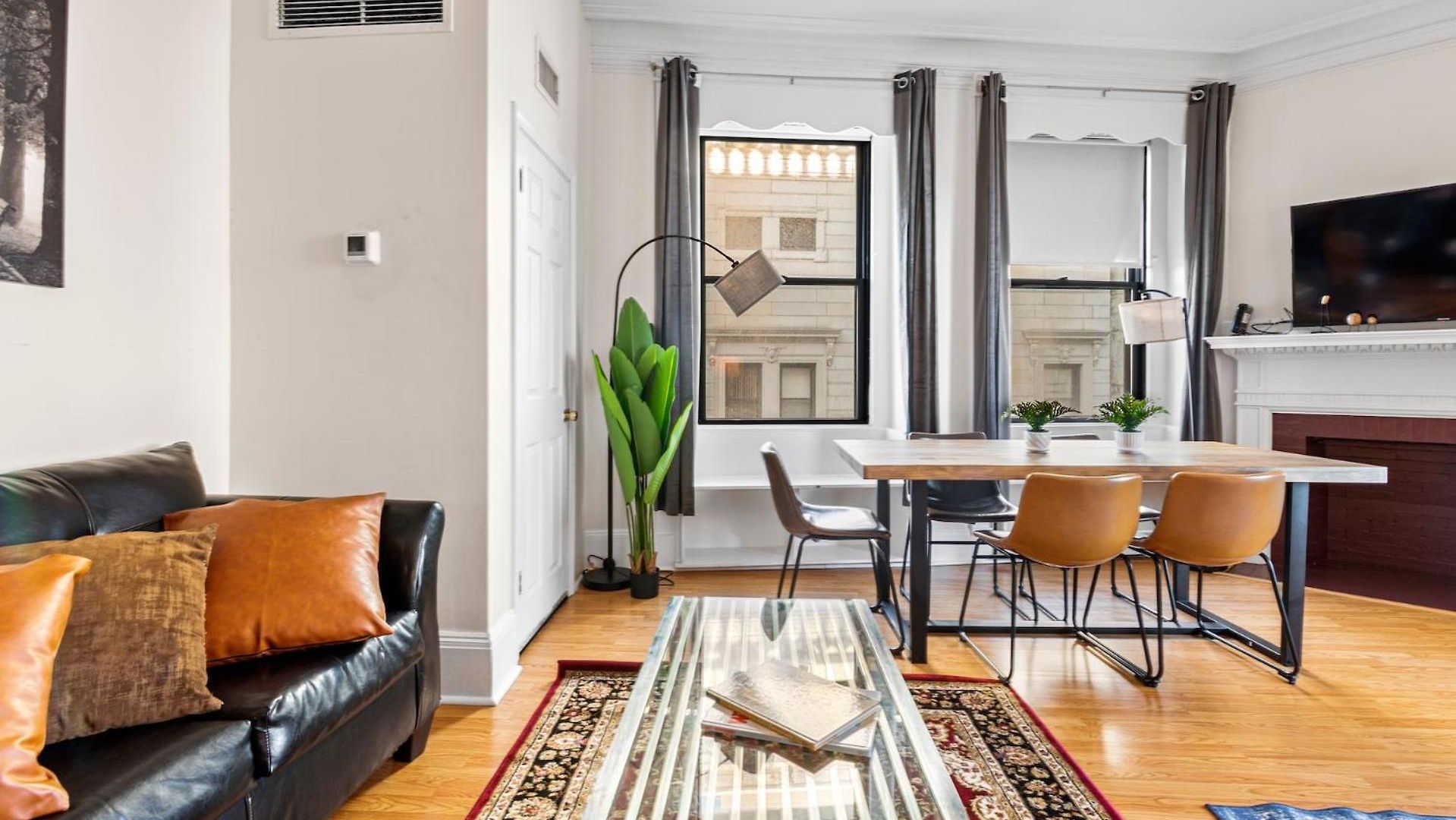 Furnished In Downtown *