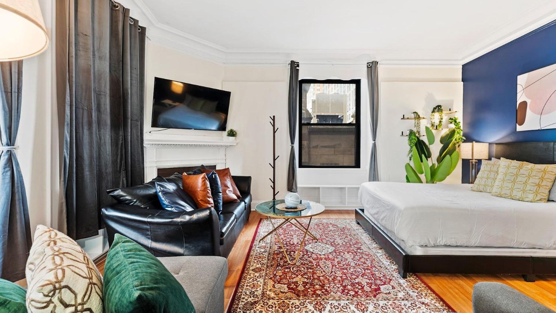 Furnished In Downtown *