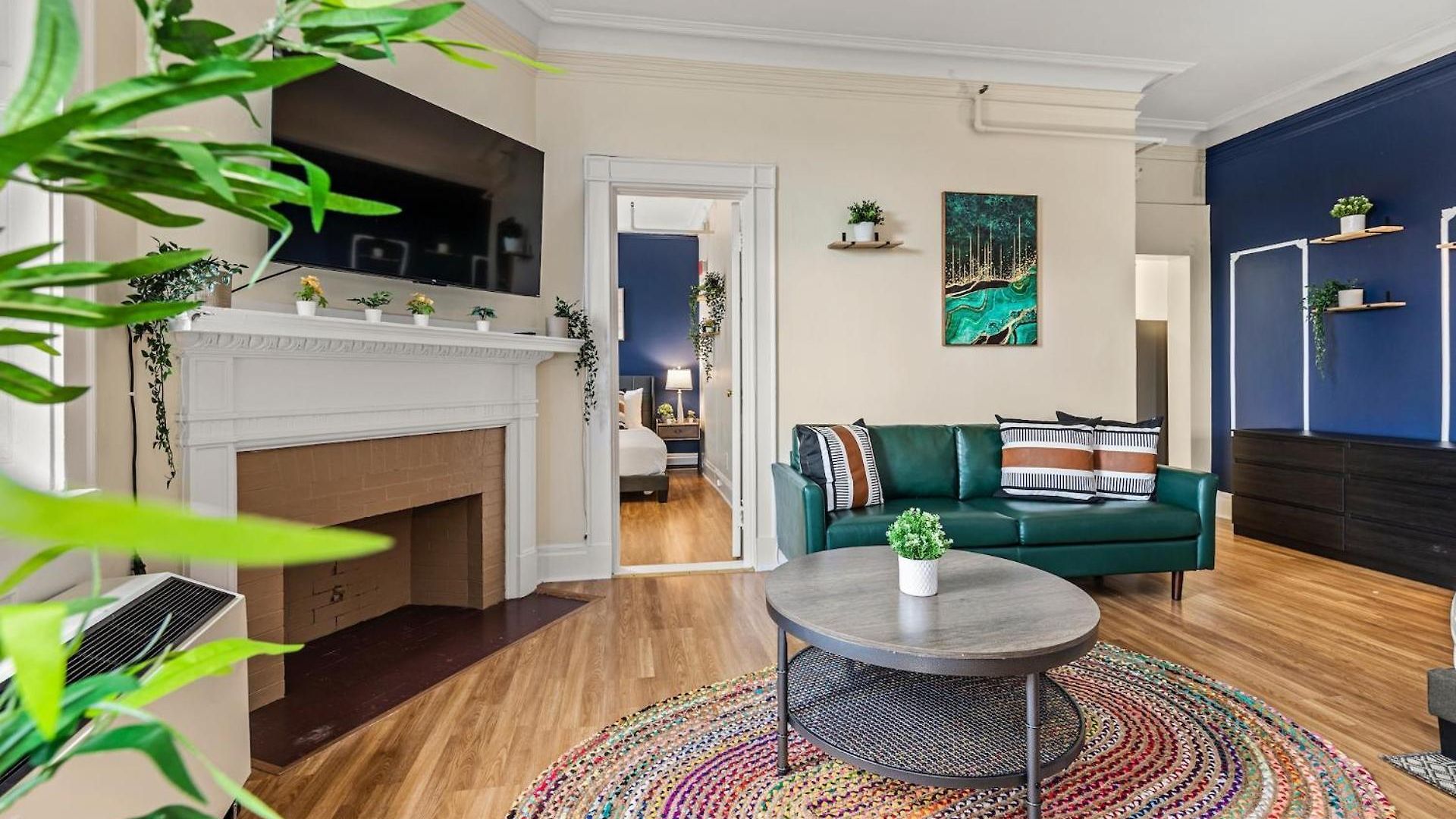 Furnished In Downtown Apartment *