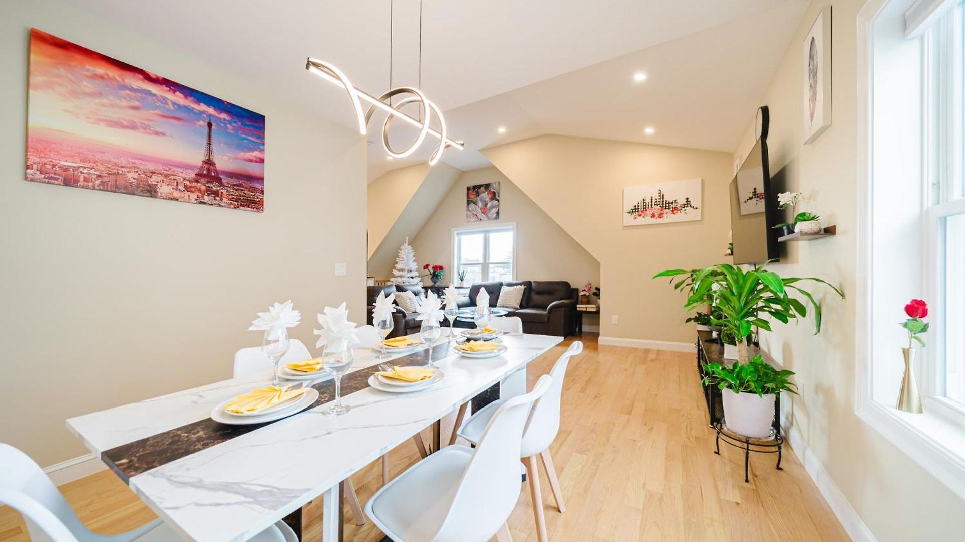 Apartment Sleek 3br - World Cup 2026 Escape - Near Franklin Park 60-3 *