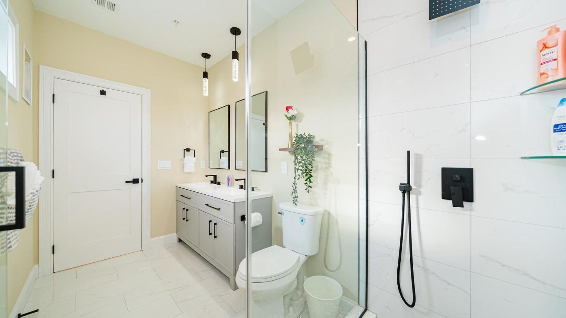 Sleek 3br - World Cup 2026 Escape - Near Franklin Park 60-3