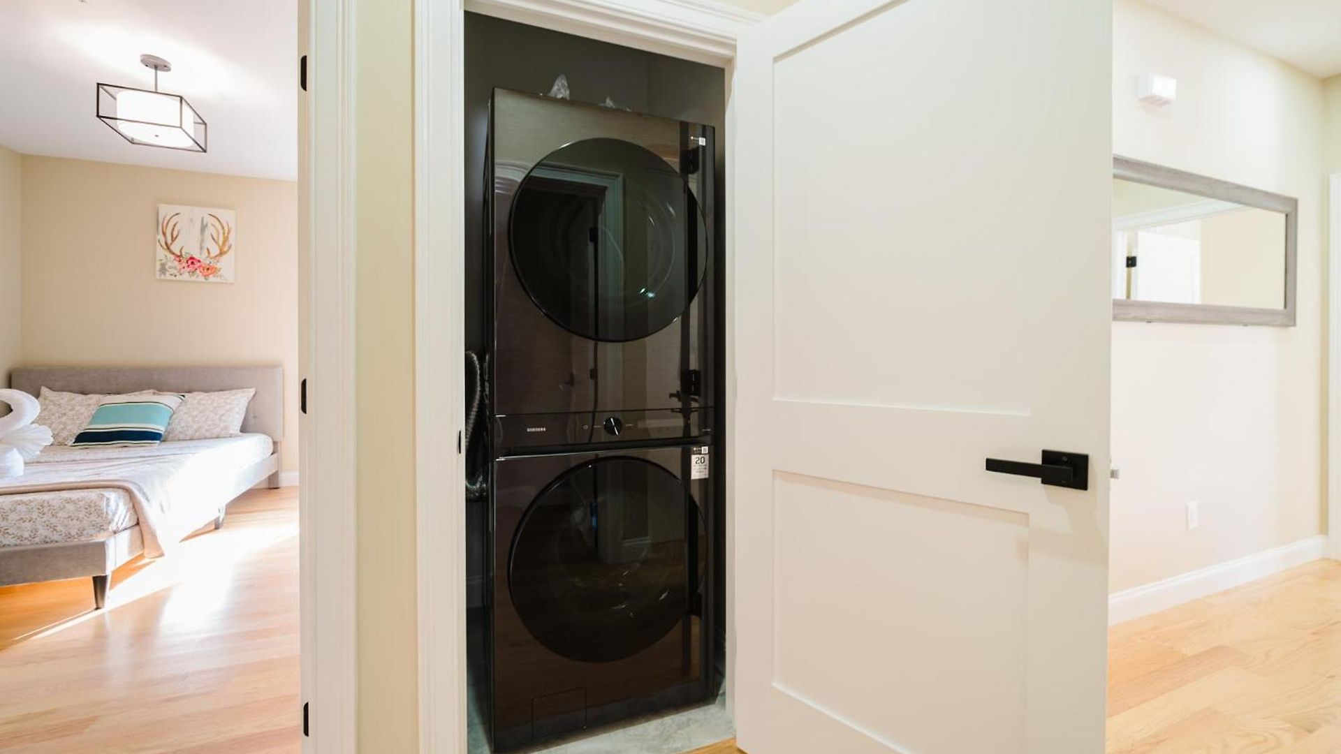 Apartment Sleek 3br - World Cup 2026 Escape - Near Franklin Park 60-3 *