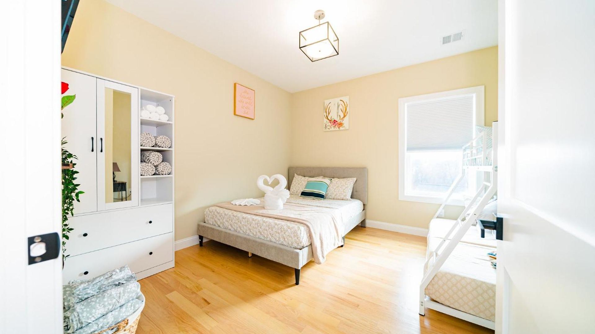 Apartment Sleek 3br - World Cup 2026 Escape - Near Franklin Park 60-3 *