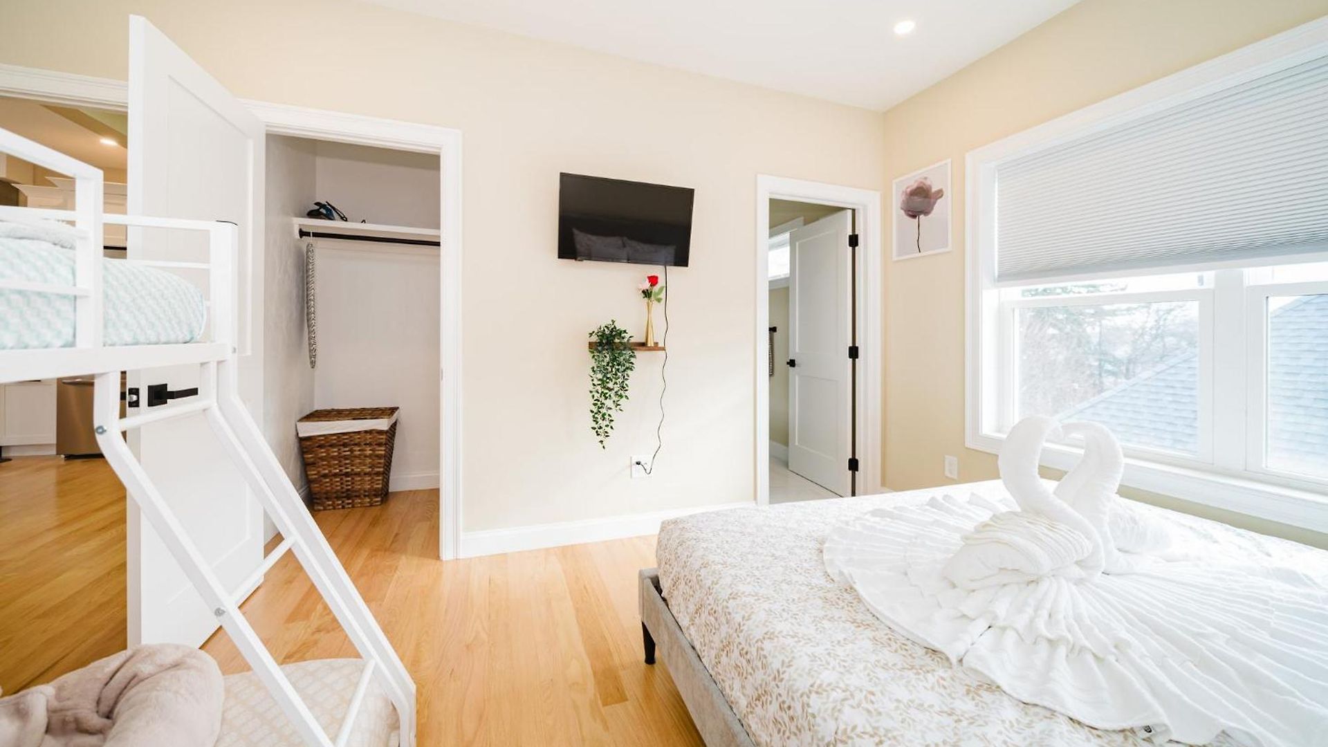 Sleek 3br - World Cup 2026 Escape - Near Franklin Park 60-3 Apartment Boston