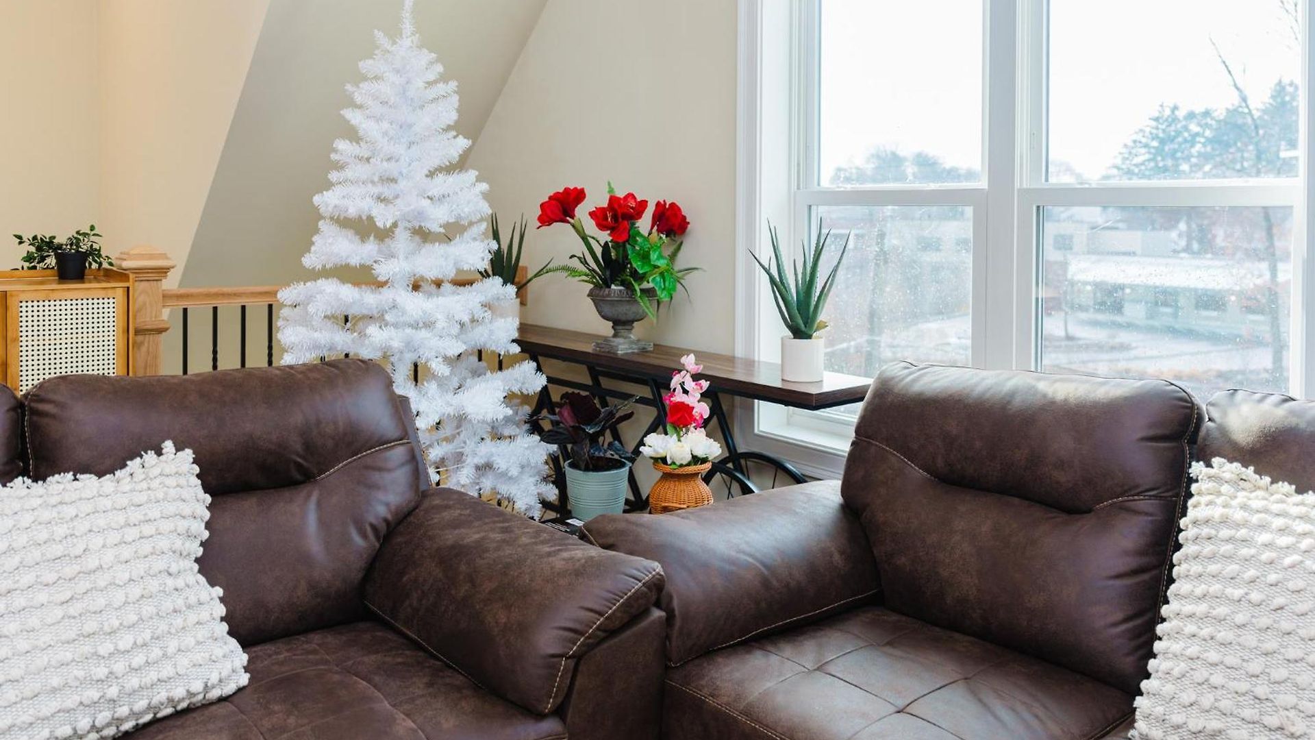 Sleek 3br - World Cup 2026 Escape - Near Franklin Park 60-3