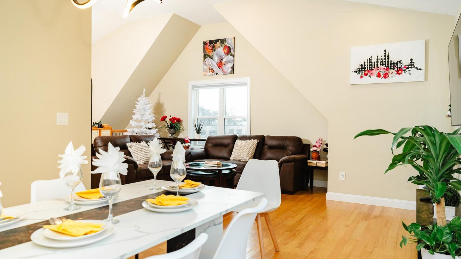 Apartment Sleek 3br - World Cup 2026 Escape - Near Franklin Park 60-3 *
