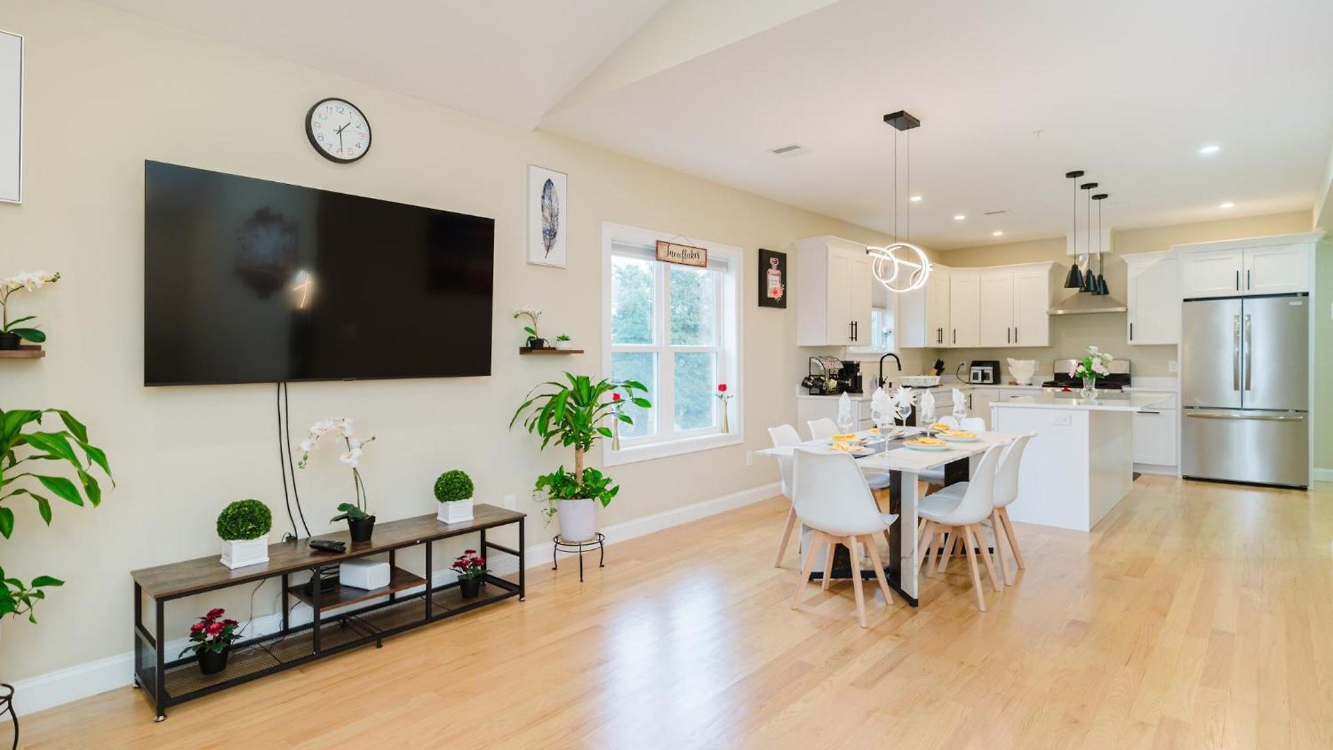 Apartment Sleek 3br - World Cup 2026 Escape - Near Franklin Park 60-3 *