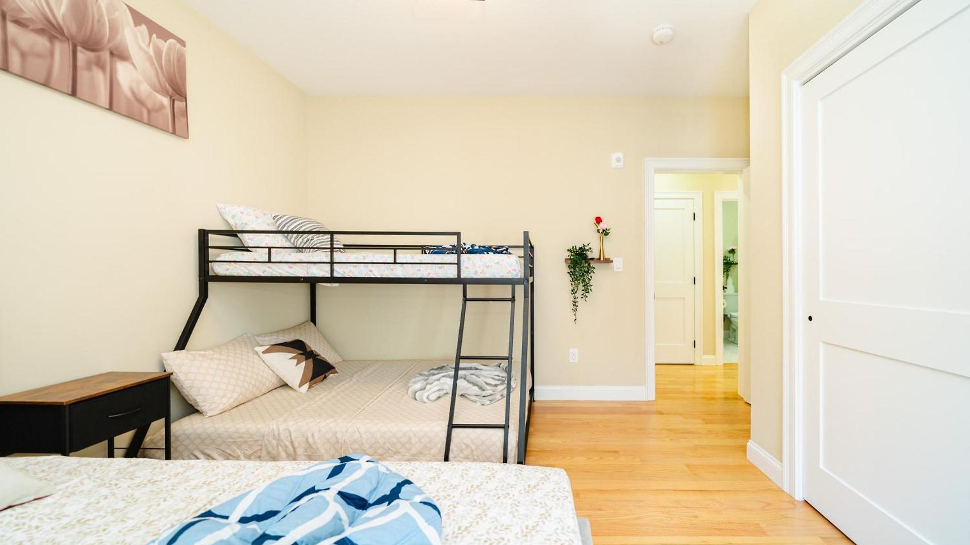 Apartment Sleek 3br - World Cup 2026 Escape - Near Franklin Park 60-3 Boston