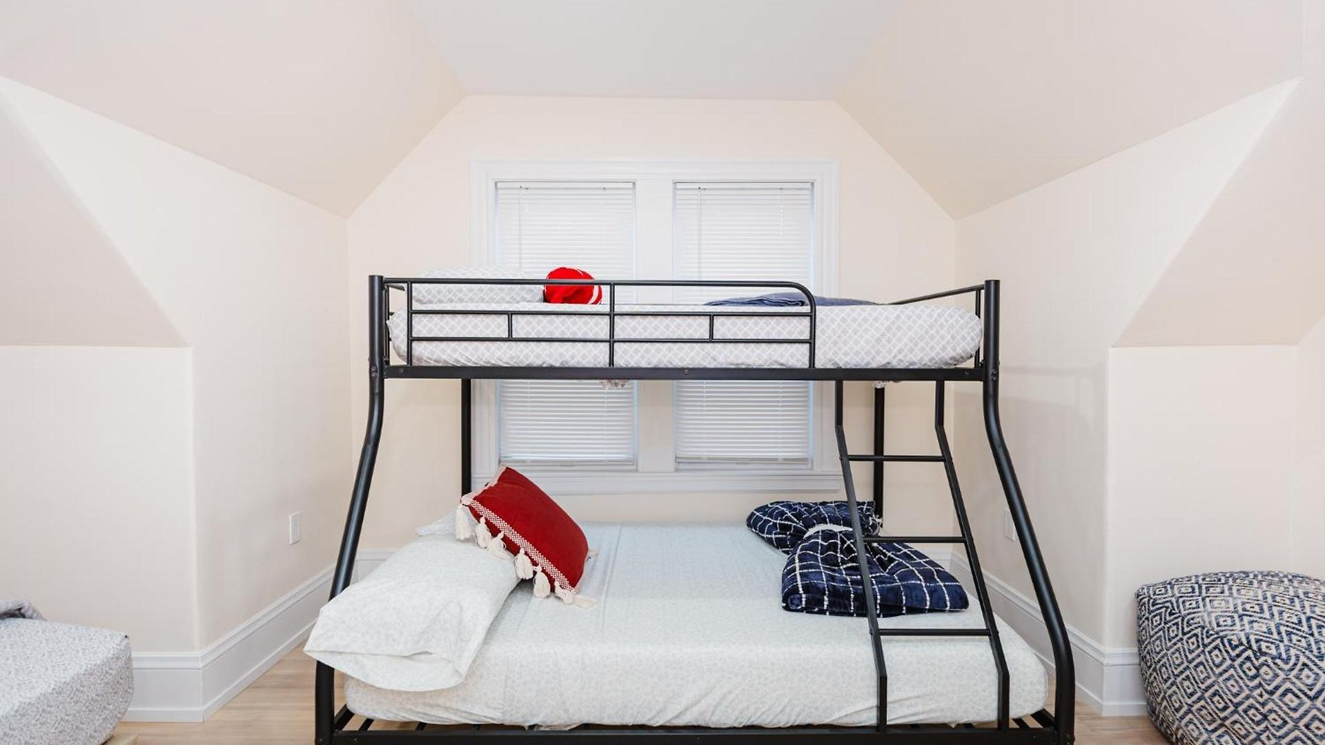 Apartment 76-2 5br Cozy In *