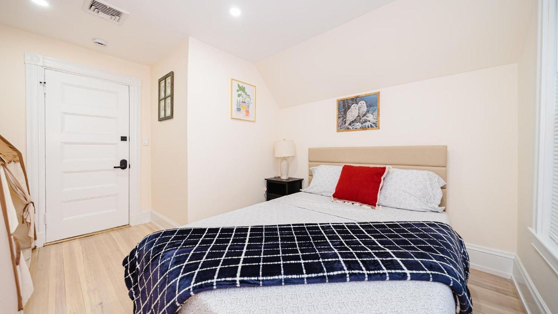 Apartment 76-2 5br Cozy In