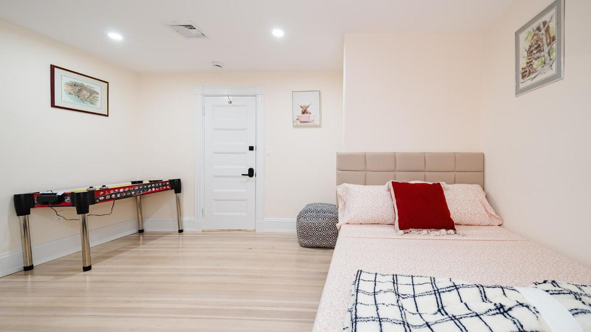 76-2 5br Cozy In Apartment