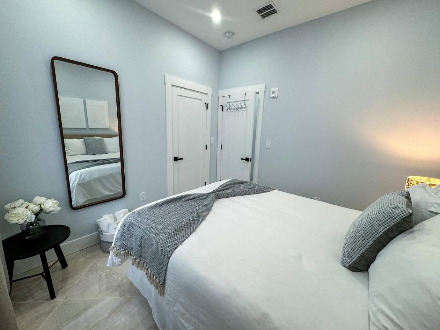 3br Gem Skyline Views, Laundry & Air