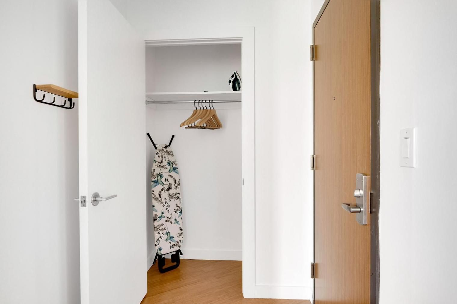 Downtown 1br W Gym Wd Nr S Station Bos-622 Apartment *