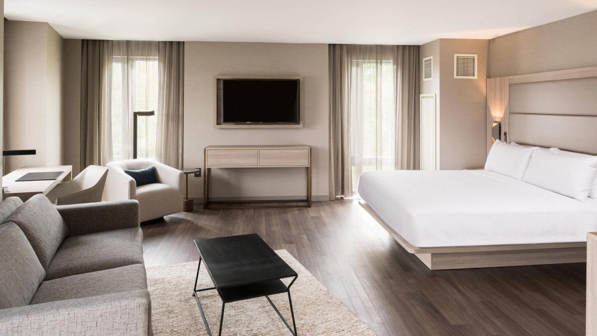 Ac By Marriott Cleveland Circle