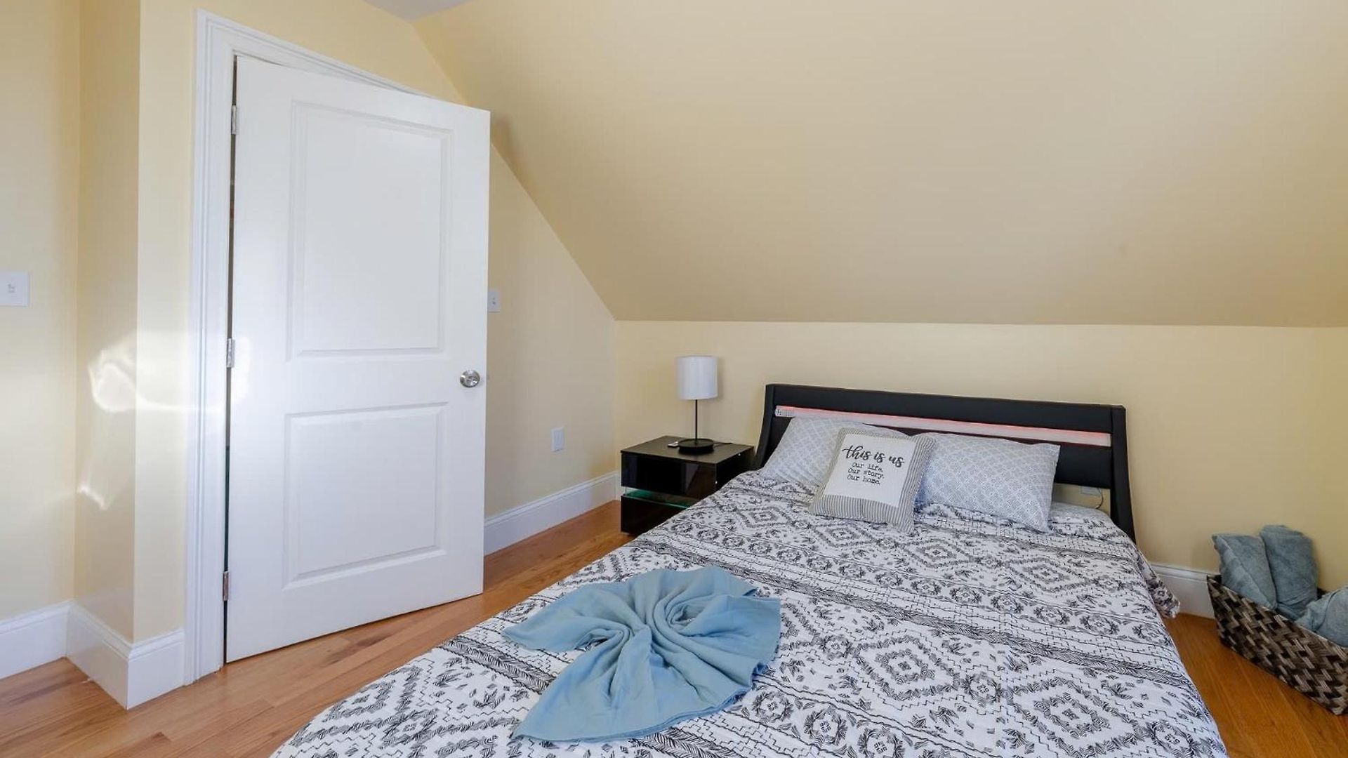 Family-Friendly 4Br Boston Stay Near Franklin Park, Free Parking, Near Mtba 233-3 Apartment *