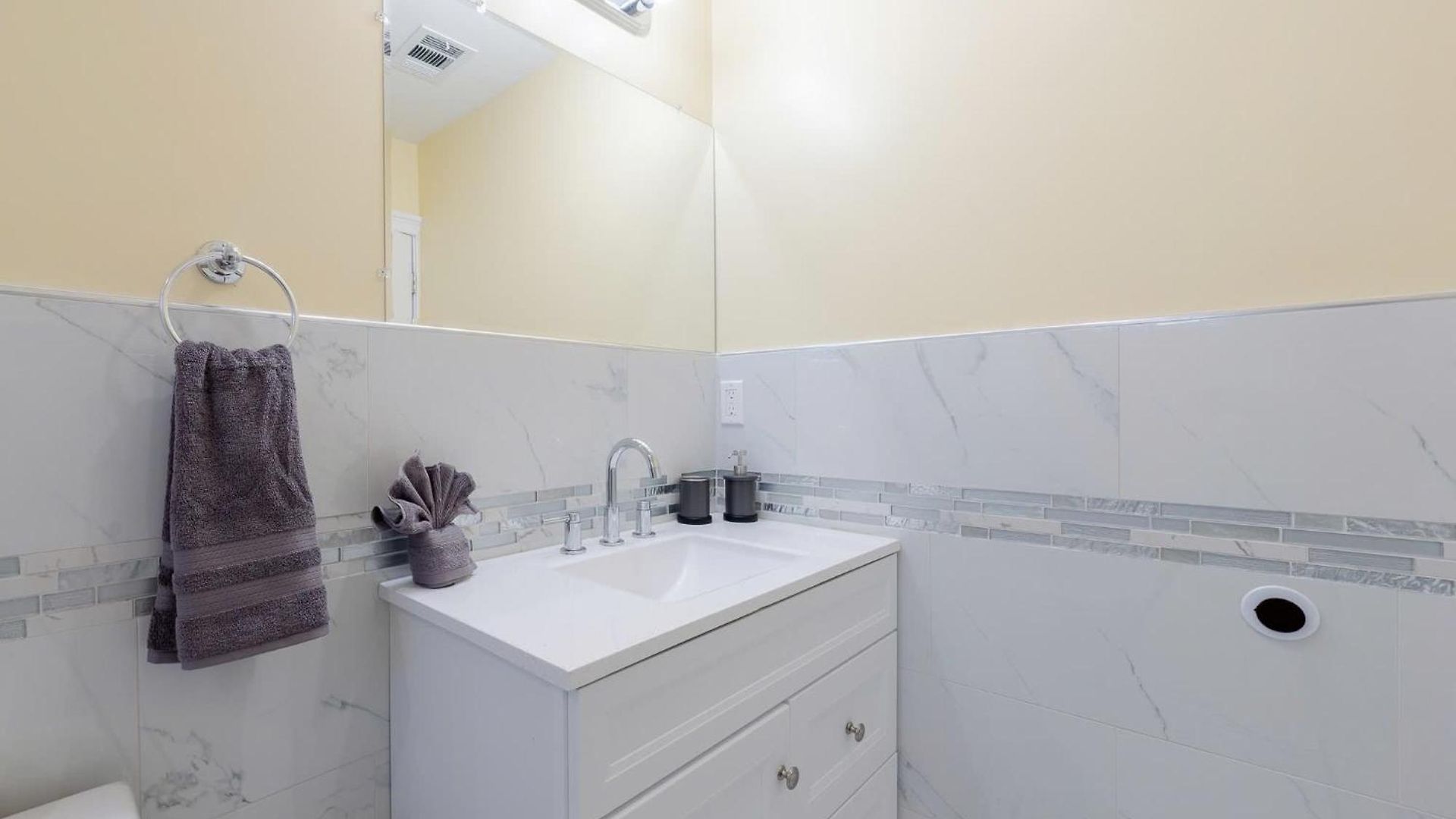 Apartment Family-Friendly 4Br Boston Stay Near Franklin Park, Free Parking, Near Mtba 233-3 Boston