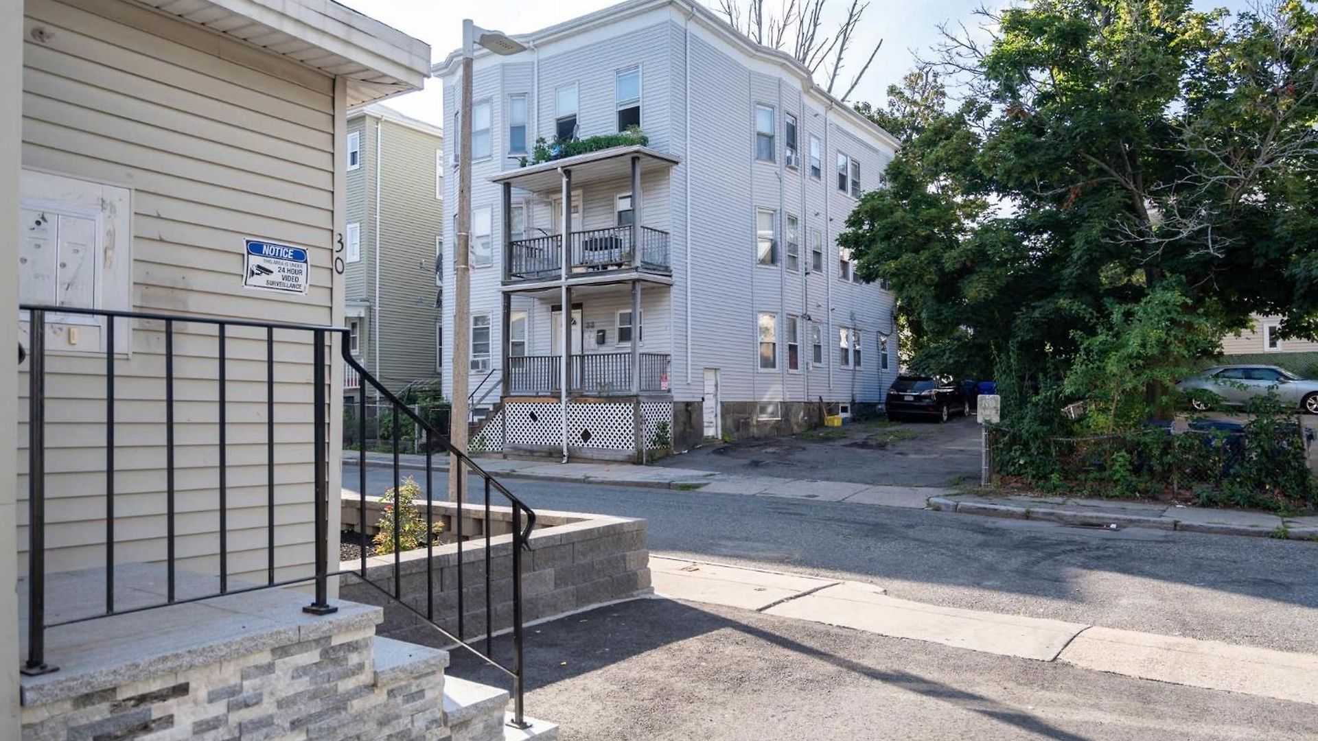 Stylish 4br Boston, Pet-friendly Near Savin Hill, I-93 & Red Line 30-1 Apartment
