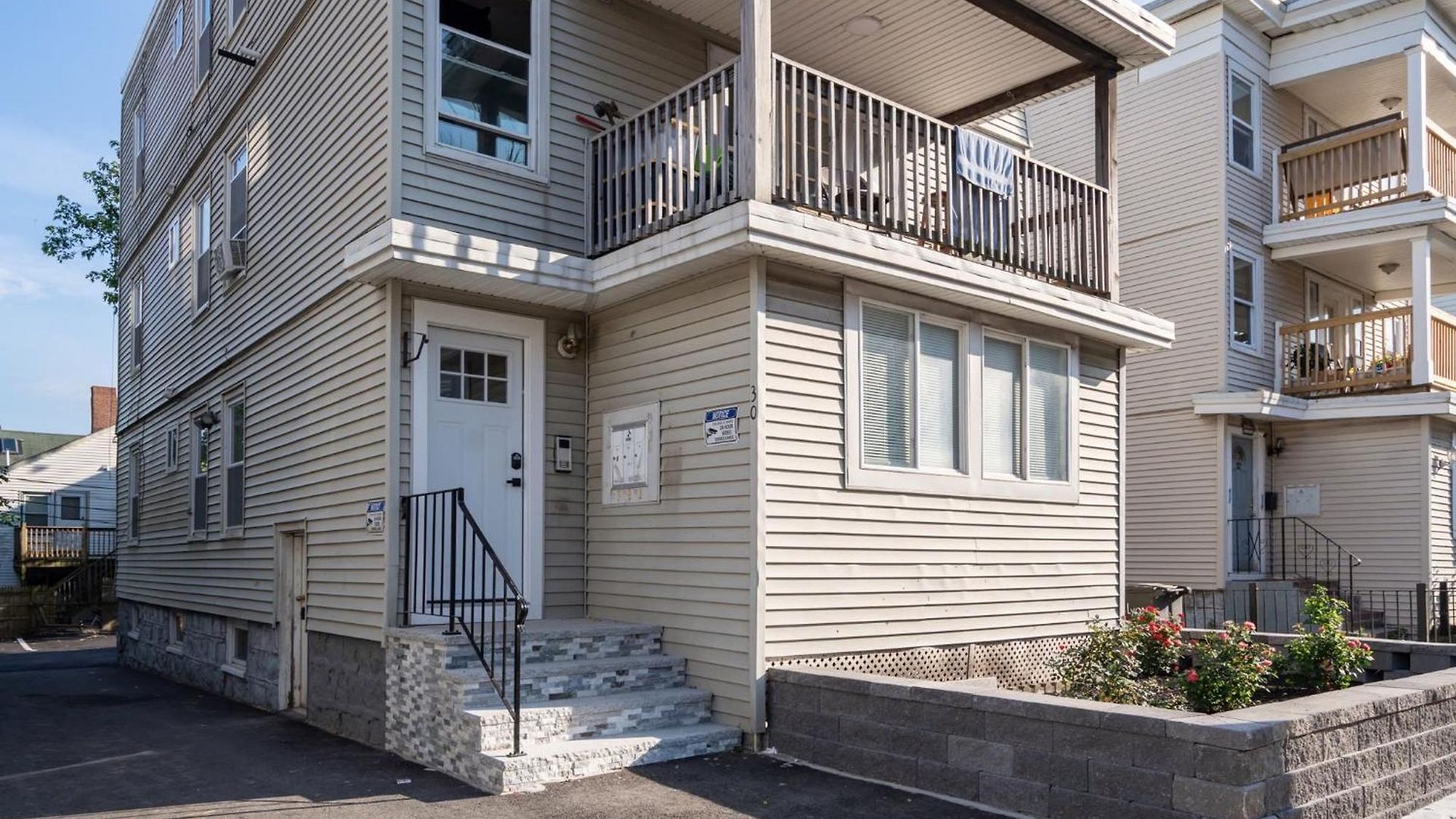 Tranquil 3br W Balcony, Parking, Bathtub Near Franklin Park Zoo 303 *