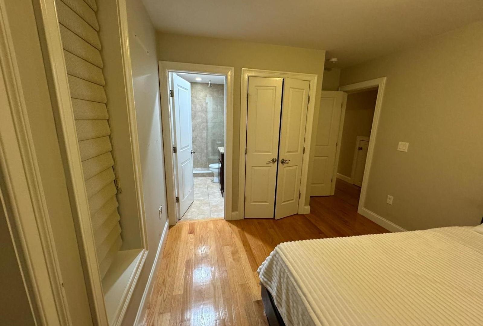 Ultra Convenient Luxury In South With Private Parking Garage Apartment Boston