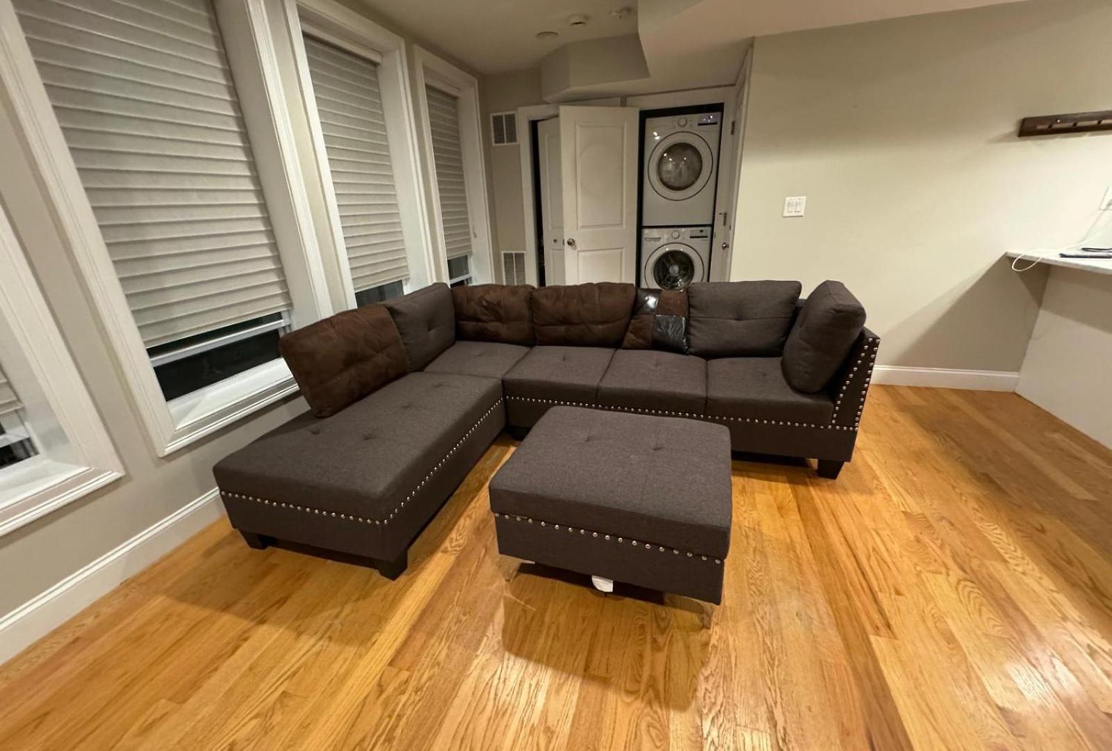 Apartment Ultra Convenient Luxury In South With Private Parking Garage