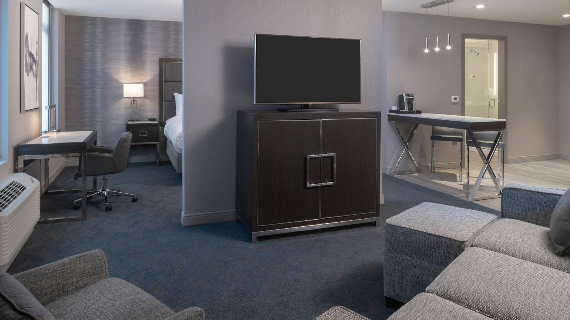 Downtown/south End 3* Boston
