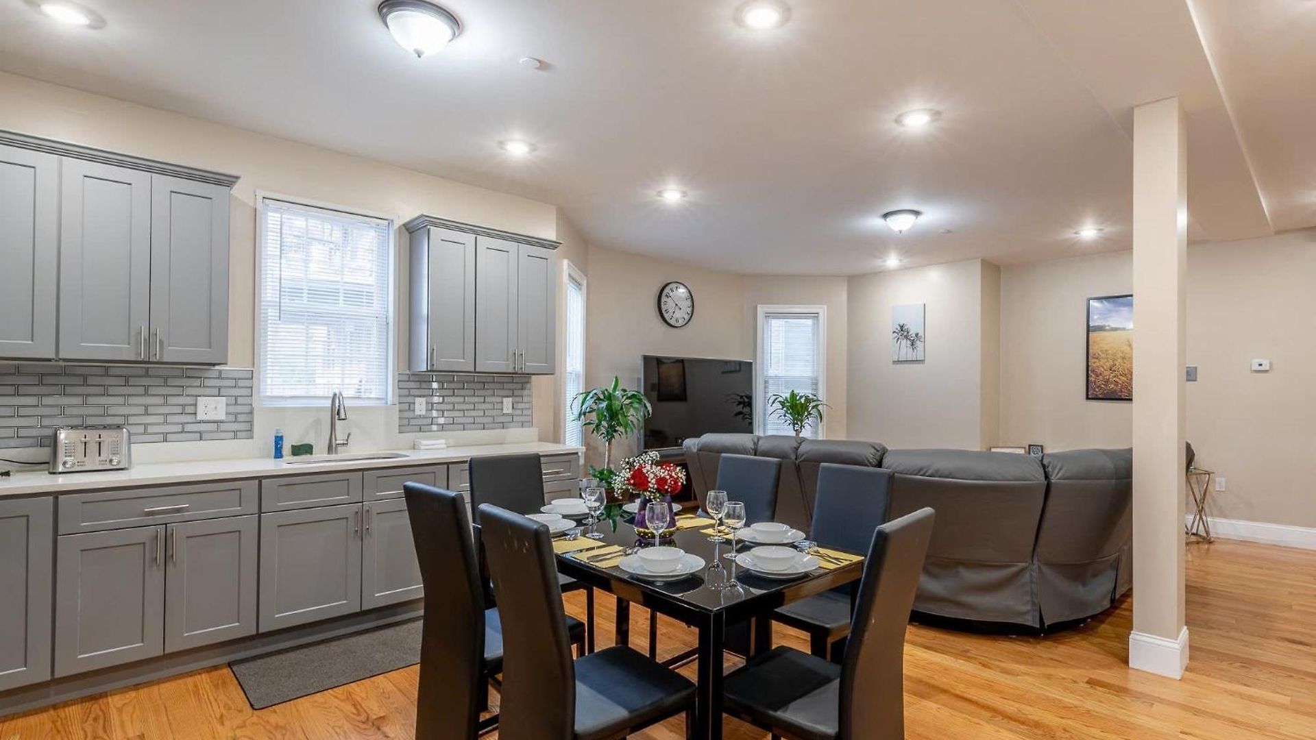 4br - Pet Friendly & Free Parking, Near Mbta Station 2331 *