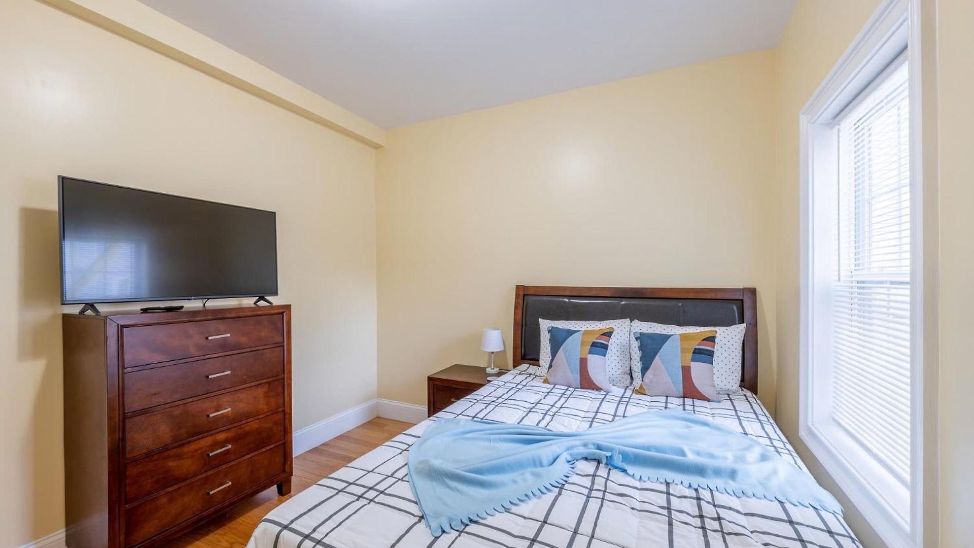4br - Pet Friendly & Free Parking, Near Mbta Station 2331 Apartment