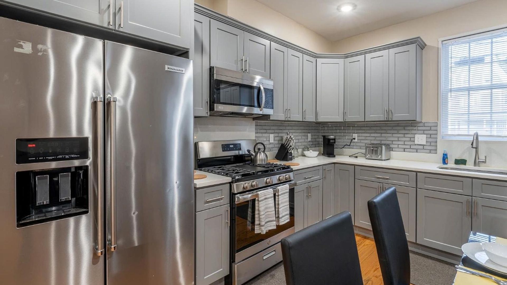 4br - Pet Friendly & Free Parking, Near Mbta Station 2331 Apartment *