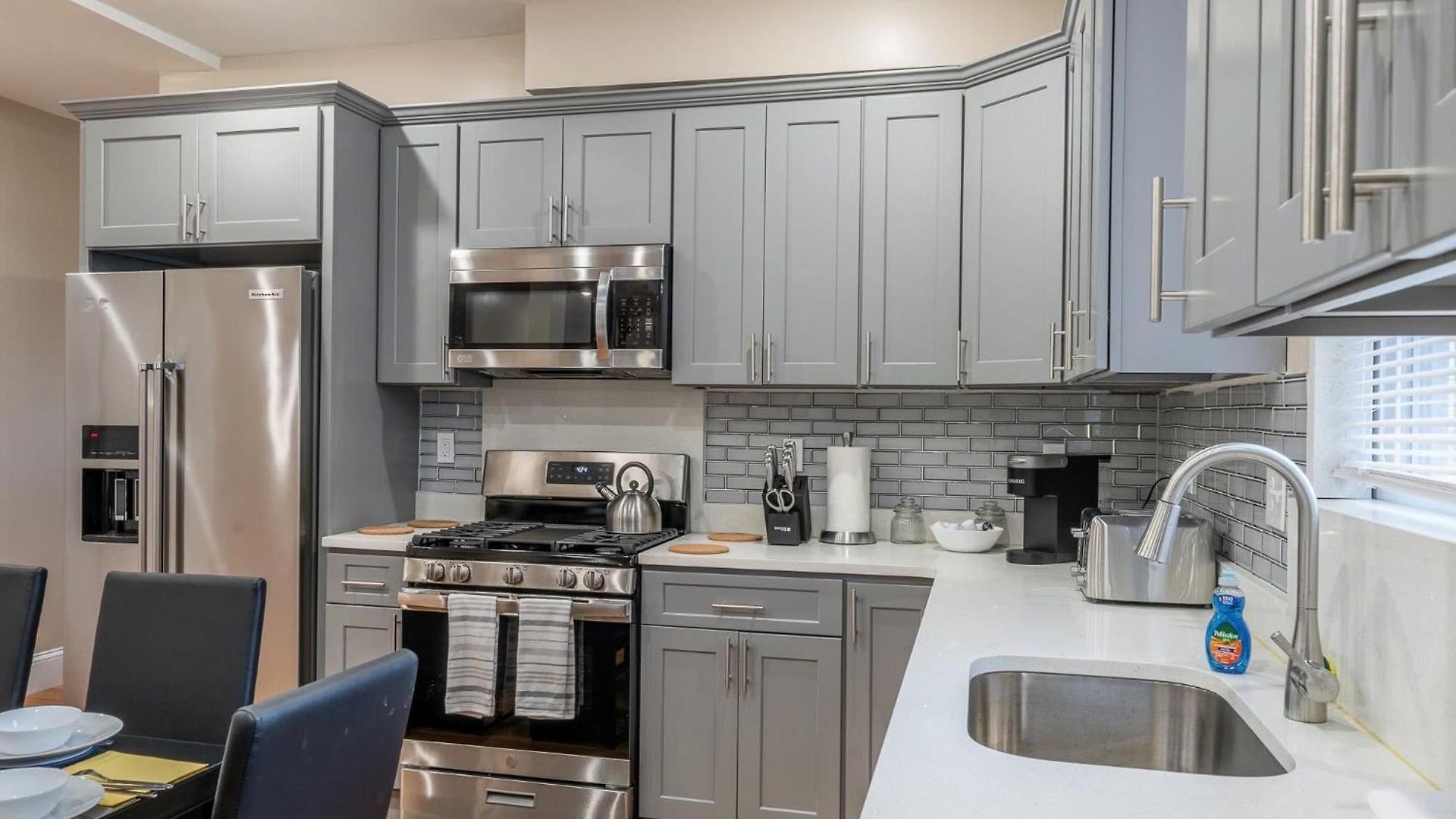 4br - Pet Friendly & Free Parking, Near Mbta Station 2331 Apartment Boston