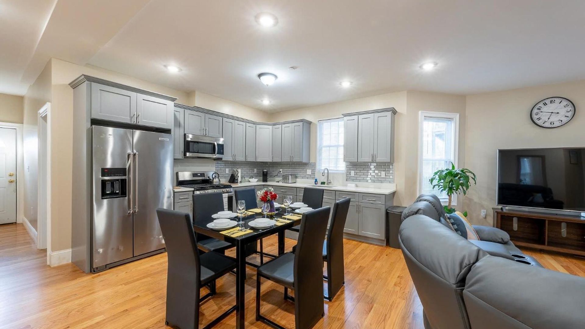 4br - Pet Friendly & Free Parking, Near Mbta Station 2331 Boston