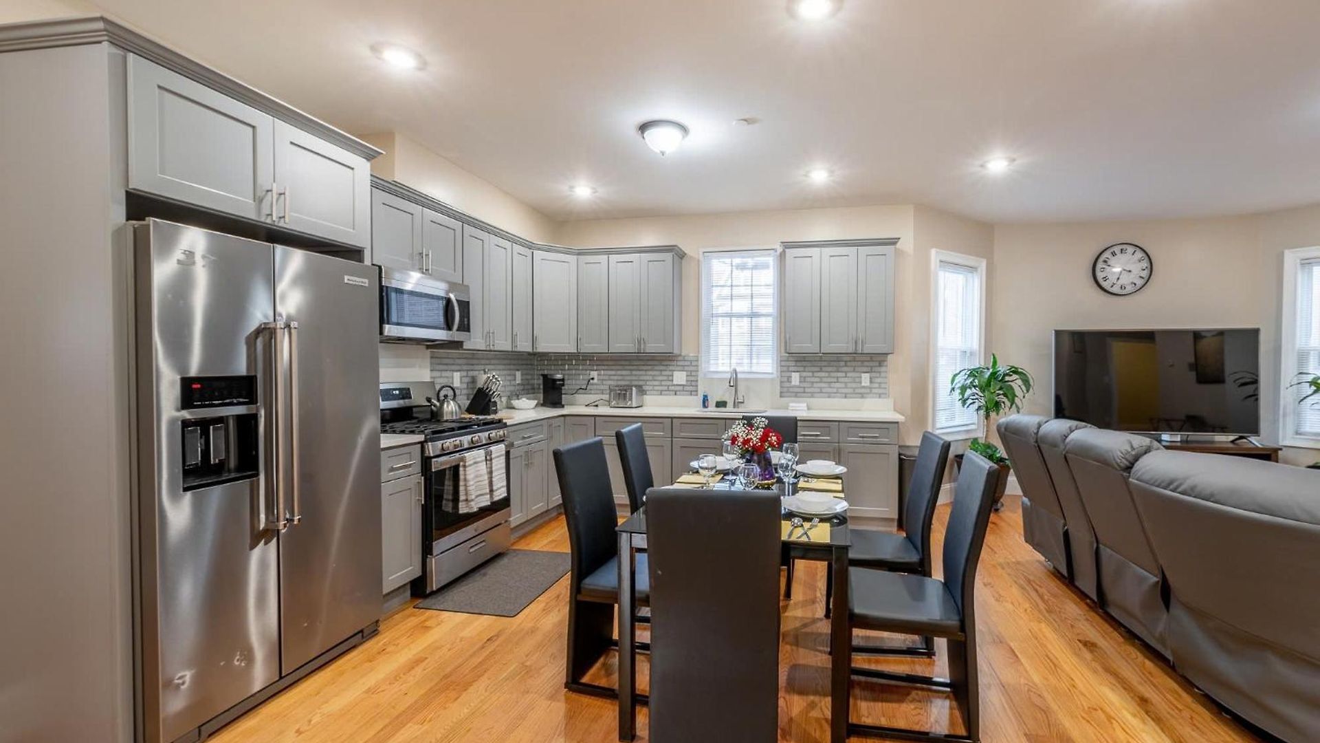 4br - Pet Friendly & Free Parking, Near Mbta Station 2331 Apartment