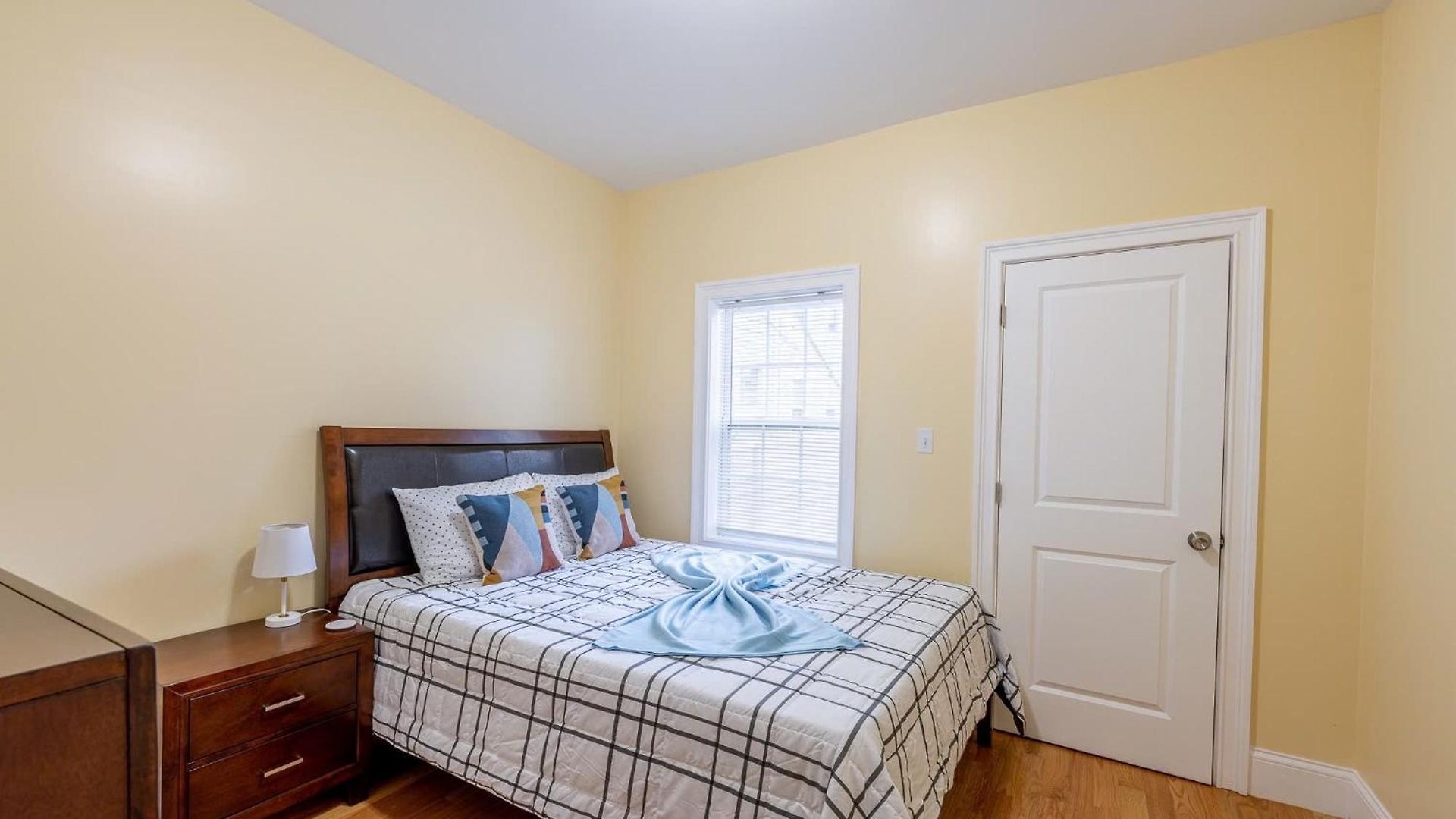 4br - Pet Friendly & Free Parking, Near Mbta Station 2331 * Boston