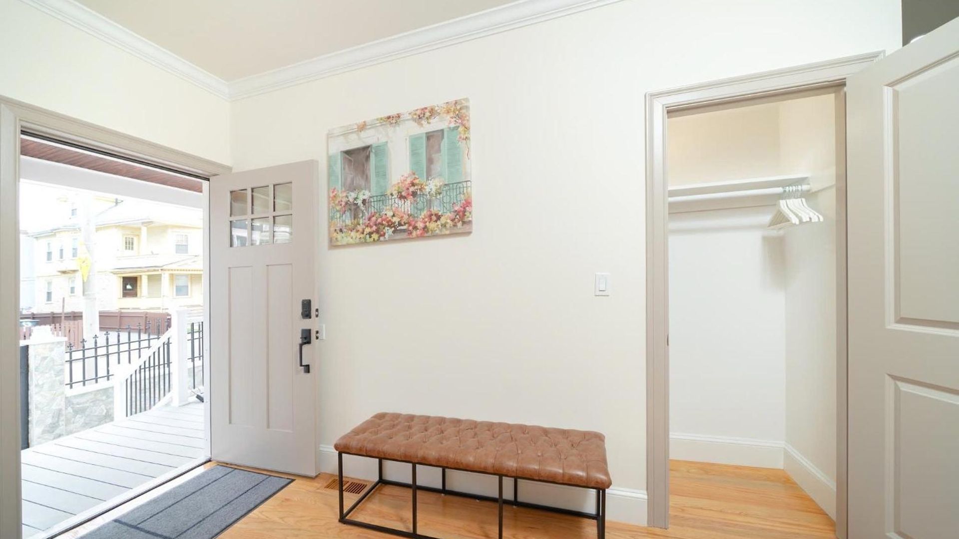 Modern 3br & 3ba - Patio, Bathtub, Walk To Red Line 82