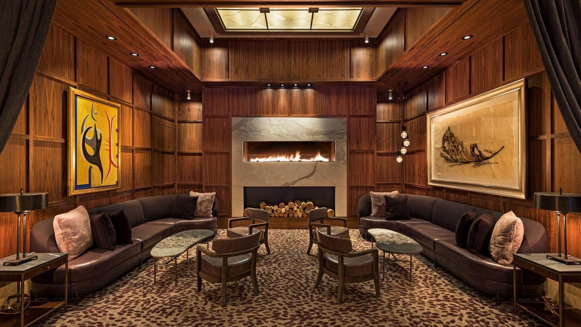 The Ritz-carlton,
