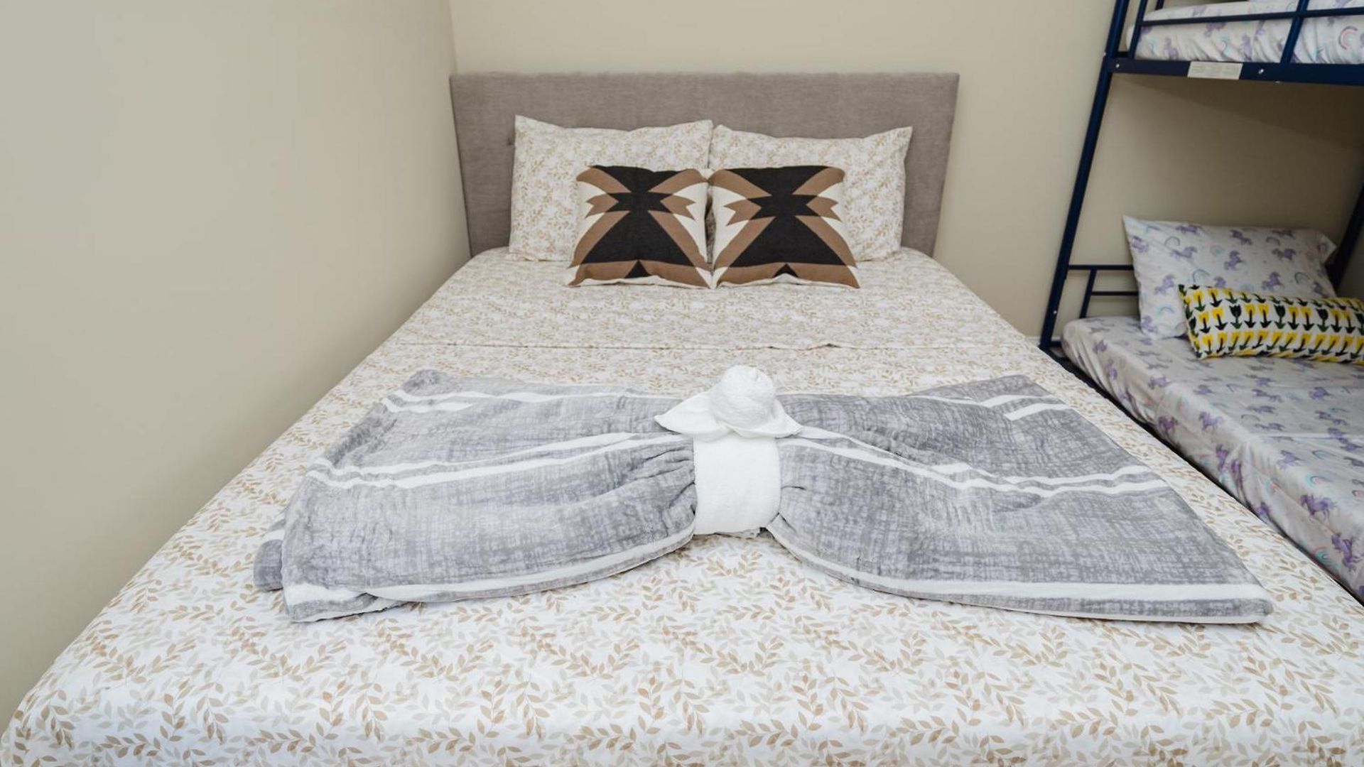 4br World Cup Base - Cozy & Modern - Near Franklin Park 60-1 * Boston