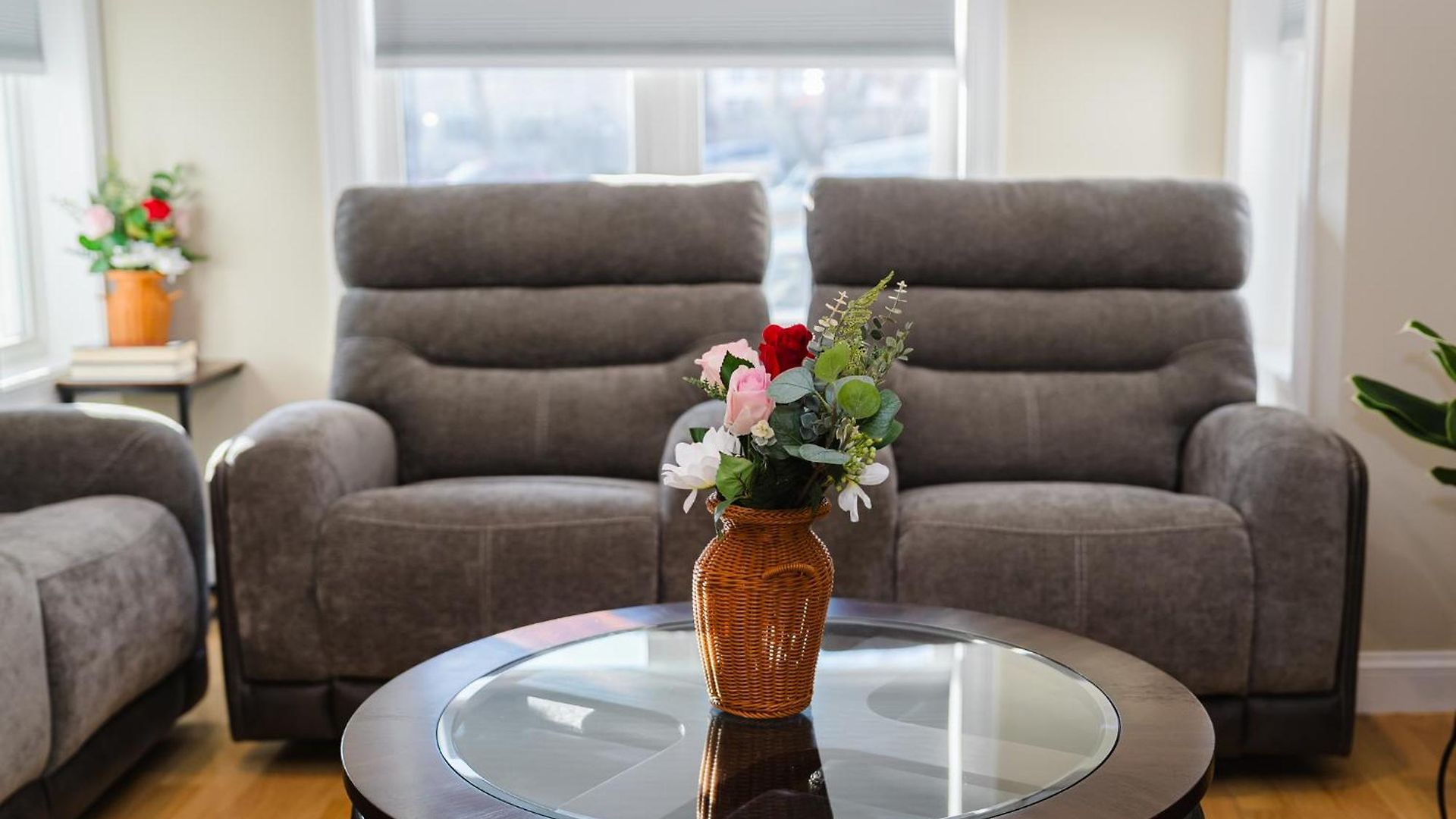 Apartment 4br World Cup Base - Cozy & Modern - Near Franklin Park 60-1