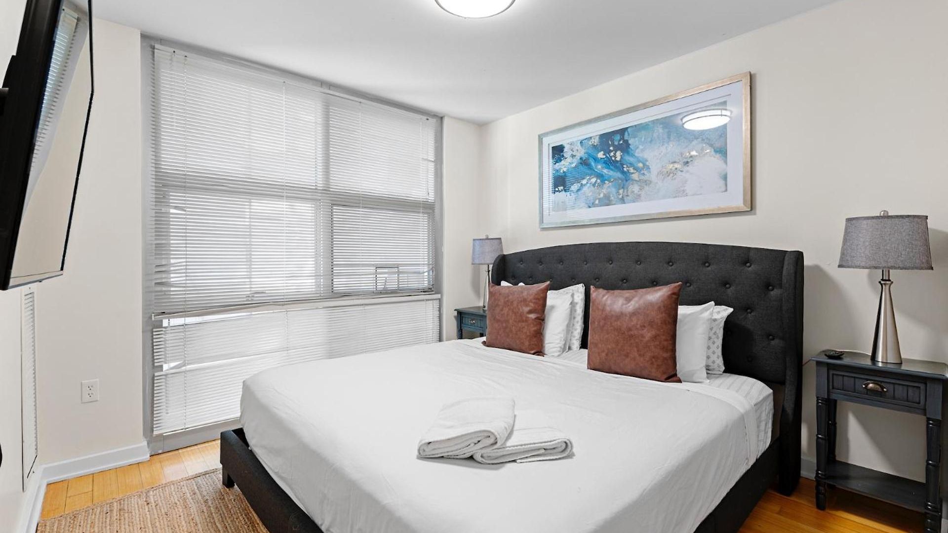 Furnished In Downtown Apartment