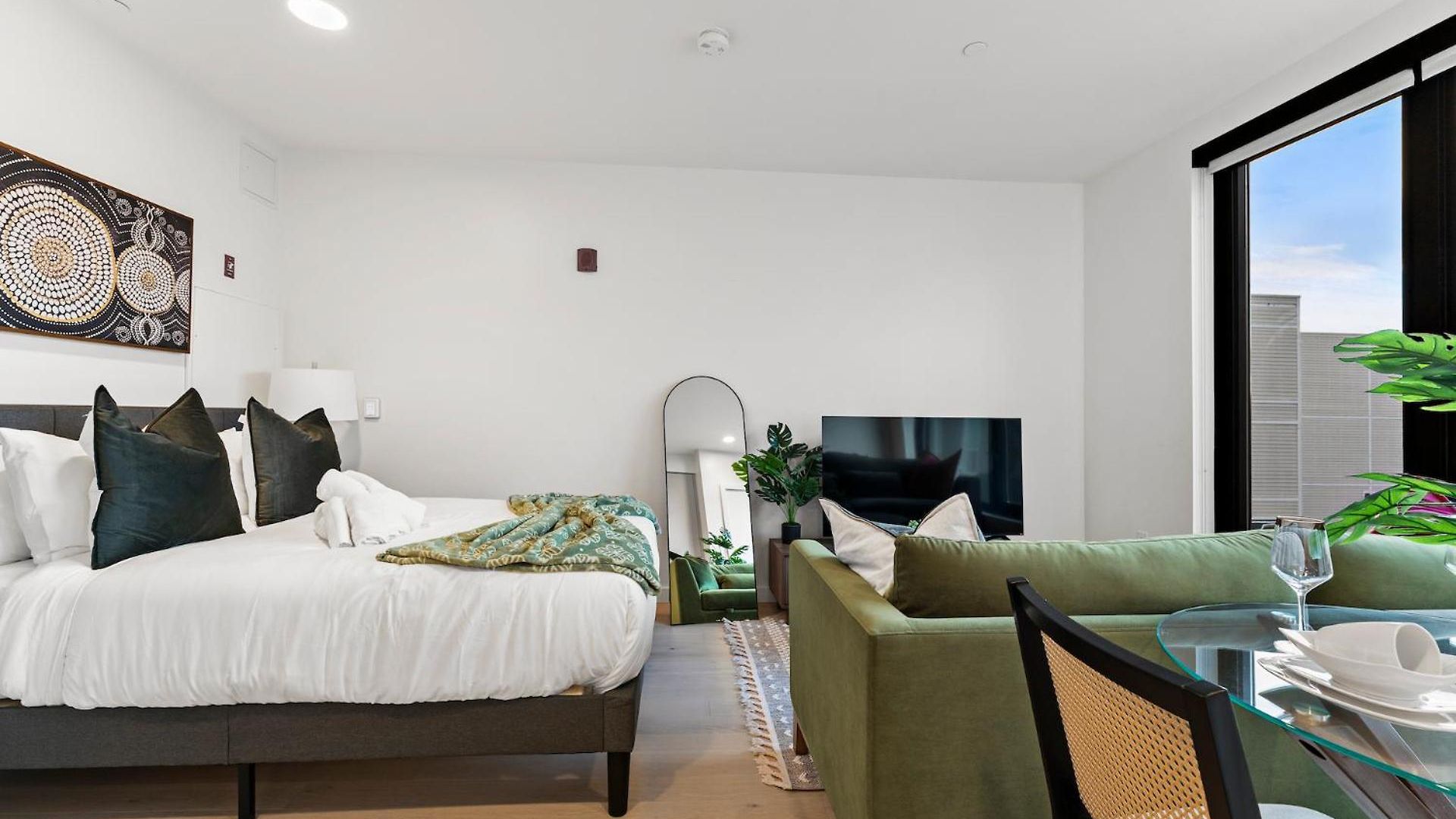 Furnished In South *