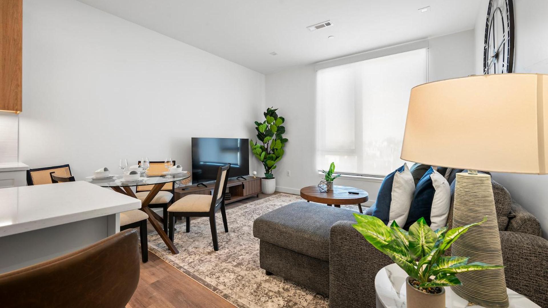 Apartment Luxury Furnished Near Logan Airport Boston