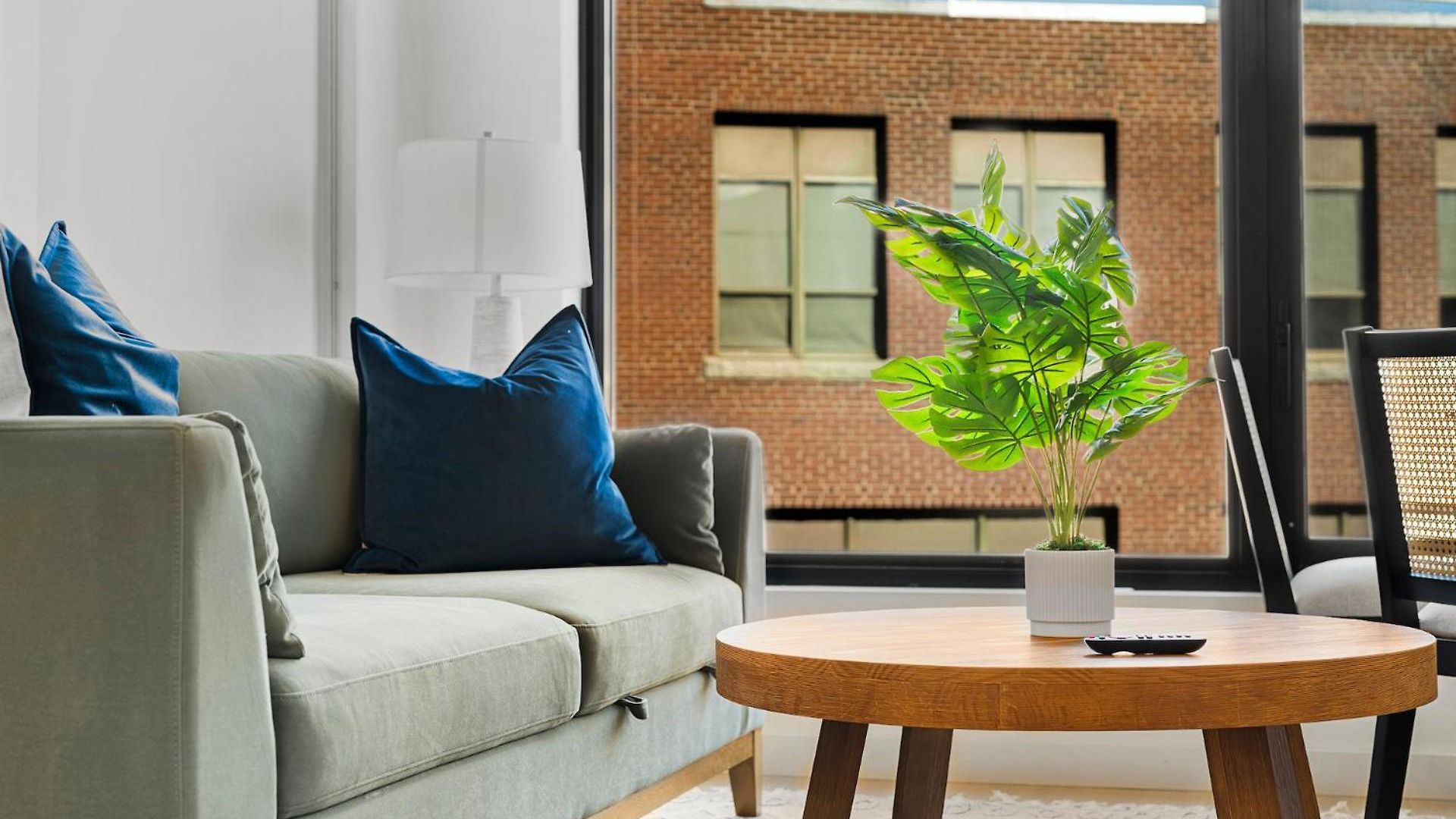 Furnished In South Apartment *