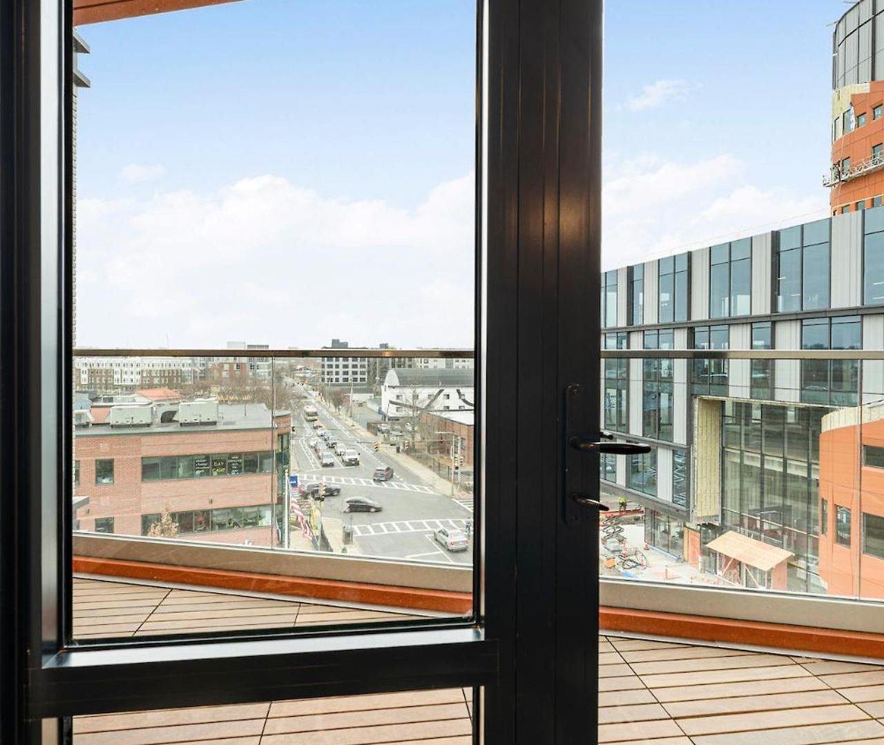 Furnished Luxury Next To Harvard Stadium * Boston