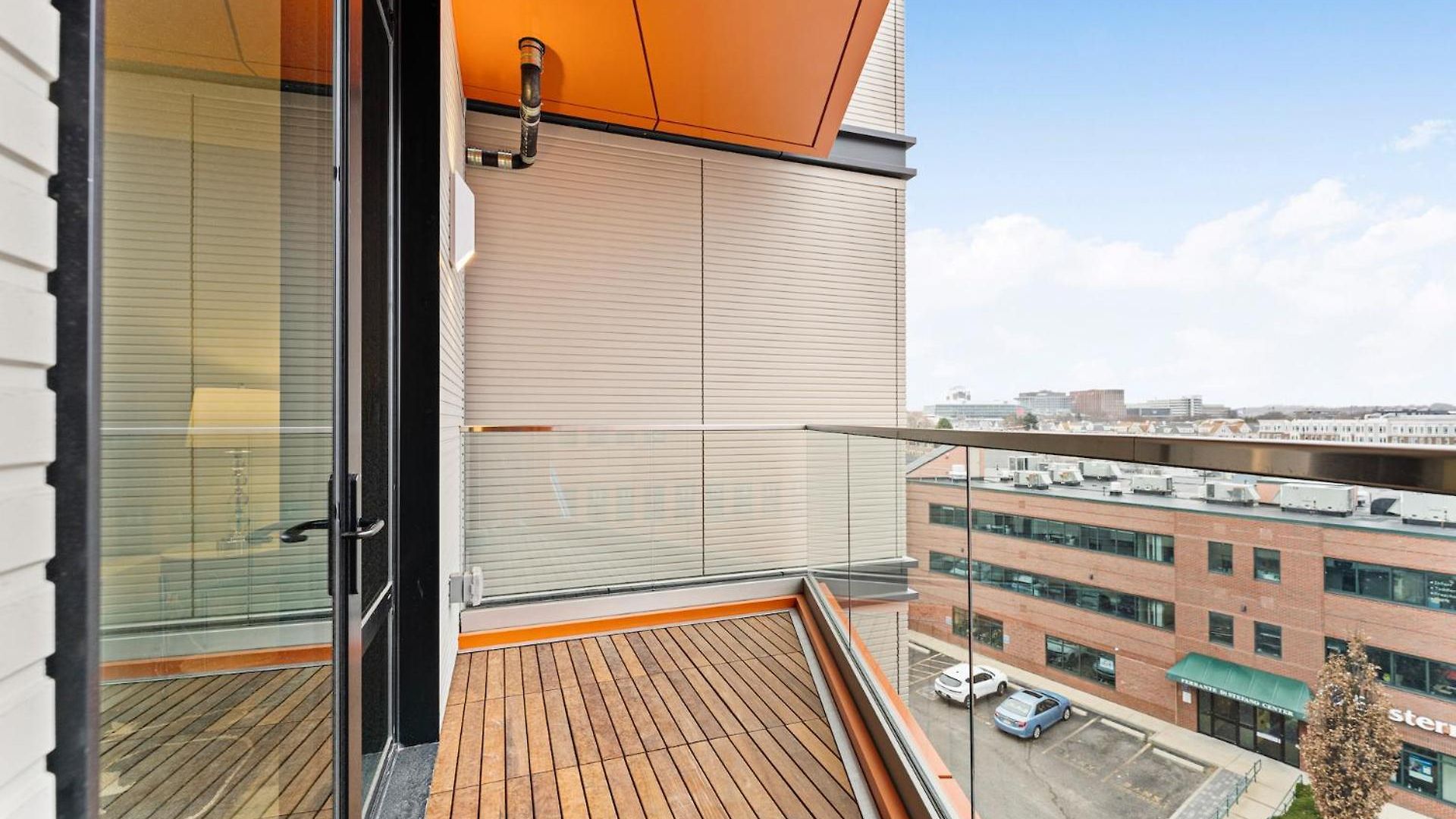 Furnished Luxury Next To Harvard Stadium Apartment *